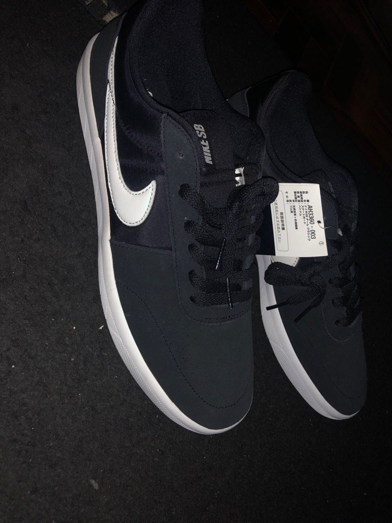Nike SB Team Classic B W Men s Fashion Footwear Sneakers on Carousell