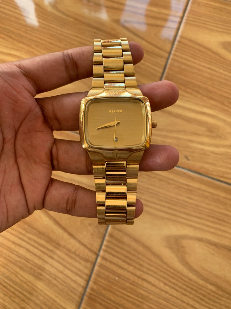 Nixon Player Gold Men s Fashion Watches Accessories Watches on Carousell
