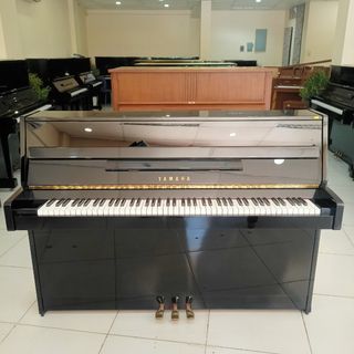 ON SALE! DISCOUNTED PRICE! YAMAHA C108 CONSOLE PIANO