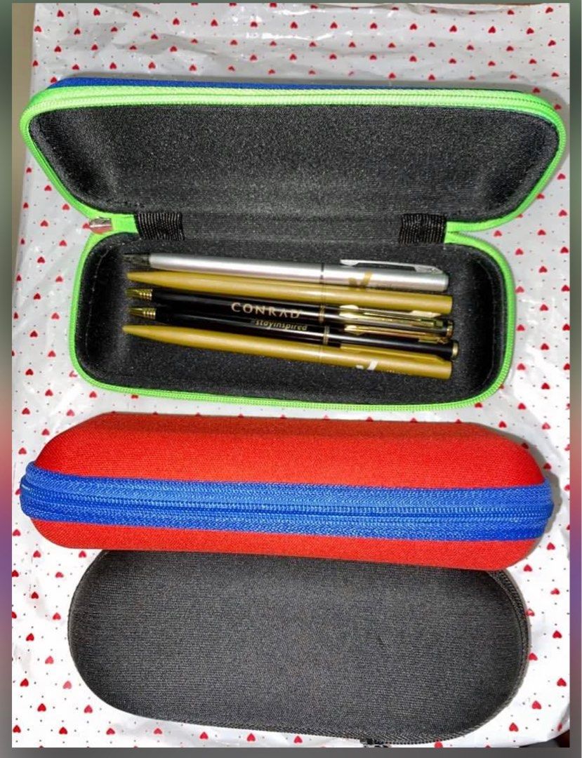 Pouch case (Category: Purses & Pouches) located in Singapore. Submitted by Mikellee (Listing ID 1298462178, Image 2). Description: $4 each or $9 for all 3 cases. Can be used for accessories or spectacle. Also listed other accessories pouches. Pls browse for details Collect @33 Oxford road. .
