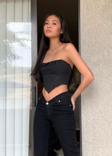 （分類：）位於 。 由 heyitskaka 提交（商品編號 1298581359，圖片 1）。簡介： 。