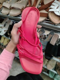 (Category: ) located in . Submitted by Fashiondesancarlos (Listing ID 1298466301, Image 1). Description: .