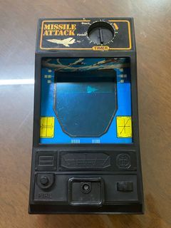 RETROGAME MISSILE ATTACK VIDEOGAME GAME AND WATCH - Made in Hong Kong - Not working / Defective USED
