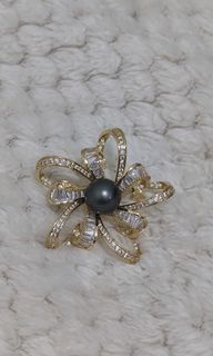 south sea pearl brooch pendant