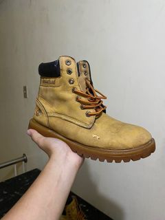Timberland Boots - 10 US (Beaters Condition)
