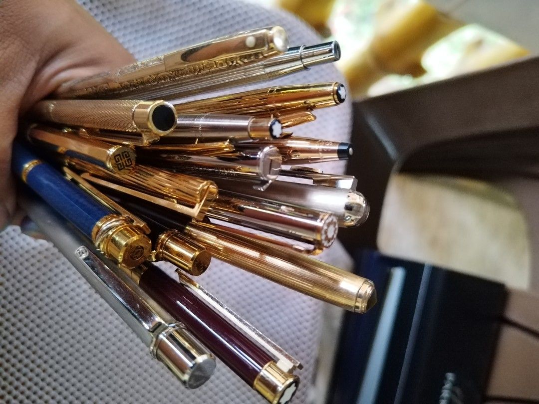 Vintage Luxury Pen (Category: Luxury Accessories) located in Daet. Submitted by fryzoneshop (Listing ID 1298487021, Image 2). Description: Vintage & antique Luxury pen all in good to excellent condition 1. Les Must De Cartier Fountain pen – (nib was replaced ) P14,875 2. Le must De Cartier Ballpoint pen silver color P11,950 3. Le must De Cartier Ballpoint pen Black Gold Trim P11,950 4. St. Dupont ballpoint pen Classic gold plated P8,900 5. Parker