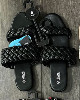 Women’s Braided Sandals Size 6