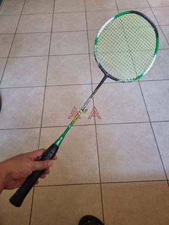 Yonex Musclepower 33 Light badminton racket