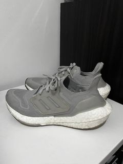 Adidas Ultraboost 22 Womens in Gray Color