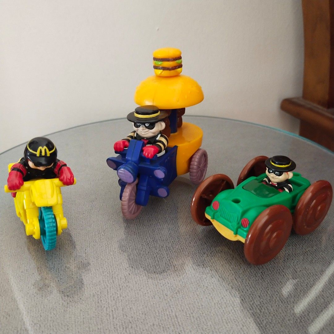 6 toys shop