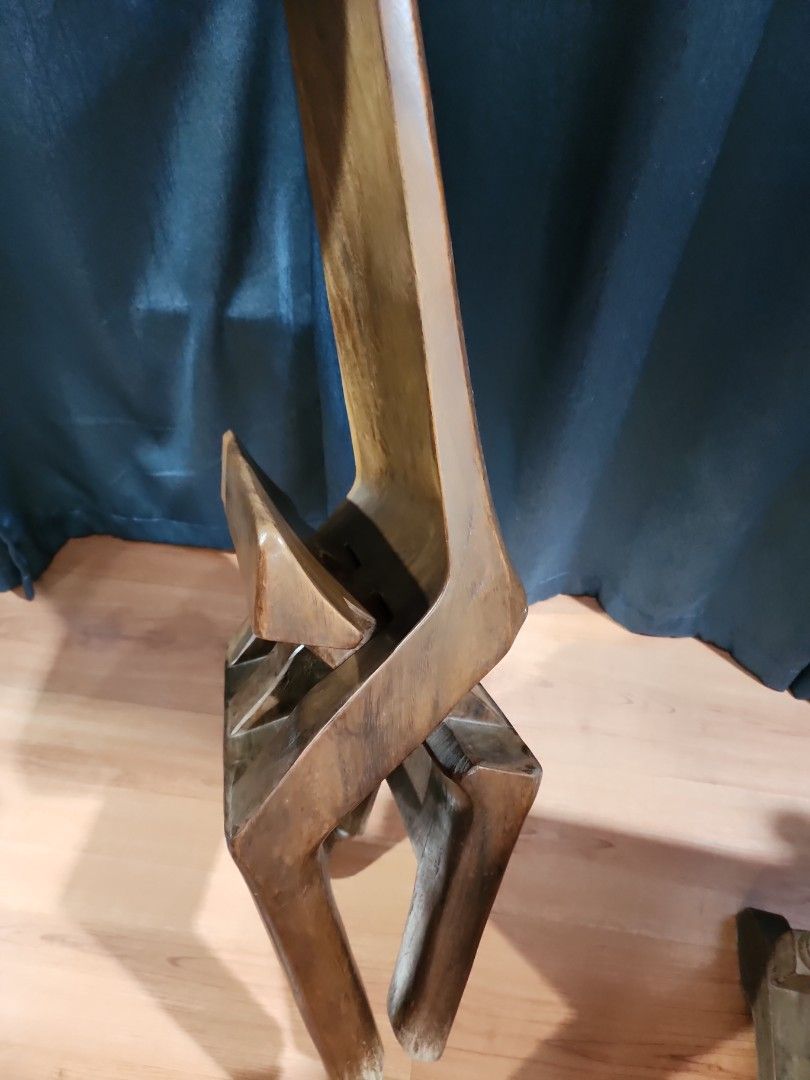 Antique Wood Chair (Category: Chairs) located in Quezon City. Submitted by jas.dc (Listing ID 1298659760, Image 3). Description: Height of back- 31" Height of sit- 14" Width- 16"/14" Depth- 19".