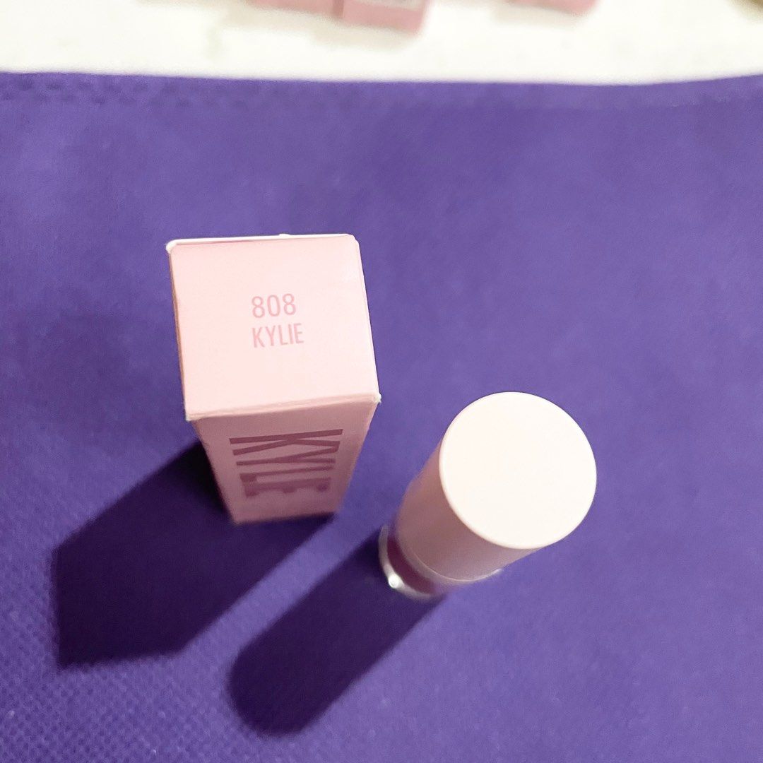 AUTHENTIC Kylie Jenner matte liquid lipstick shade 808 (Category: Makeup) located in Pasig City. Submitted by deluxuryshop (Listing ID 1298657112, Image 2). Description: Pm for more details 1g boxed shade 808 Kylie Brand new and authentic Selling low and affordable One of the best selling brands in the world makeup skincare perfume world .