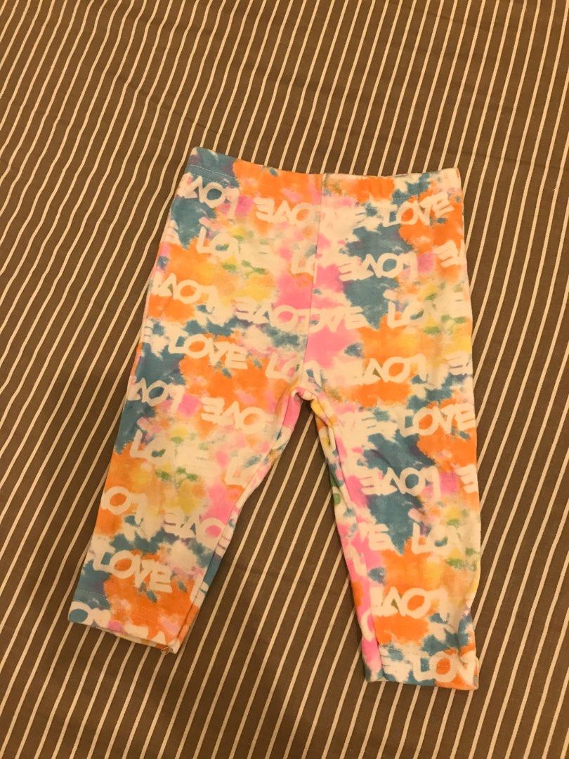 Baby pants (3-6 months old) (Category: Babies & Kids Fashion) located in Las Pinas. Submitted by bentamoko (Listing ID 1298669378, Image 1). Description: Used with care. Flaws, if any, are barely noticeable..