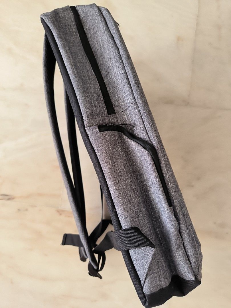 Backpack (Category: Backpacks) located in Singapore. Submitted by sgxfish (Listing ID 1298665616, Image 4). Description: Brand new backpack very good quality.