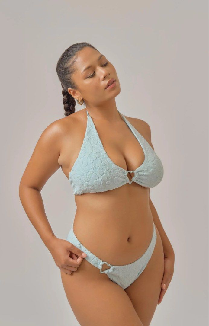 Blackbough Thea Set in Sugar Jacquard (Category: Bikinis & Swimsuits) located in Pasay City. Submitted by limbies (Listing ID 1298643222, Image 3). Description: Used once Size is Small 2.3k+ on website!.