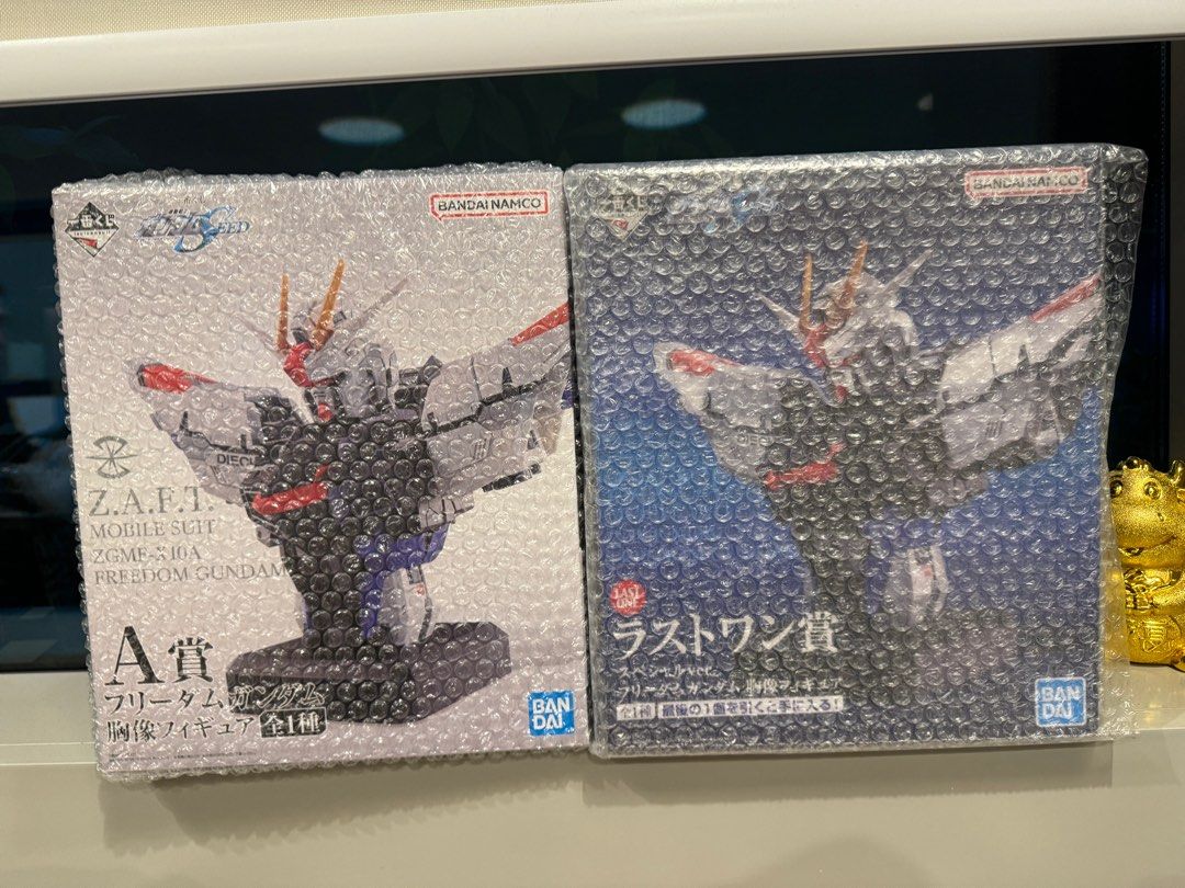 🌟Instock set of 2🌟Ichiban Kuji Freedom Gundam Bust (Category: Gundam Model Kits) located in Singapore. Submitted by pegasus.collections (Listing ID 1295515238, Image 3). Description: Brand new in box 1) Freedom Bust Prize A 2) Metallic finish - last prize Listing available = item available Please pm to deal .