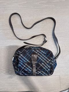 （分類：）位於 。 由 sumdd 提交（商品編號 1298652370，圖片 1）。簡介： 。