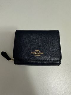 （分類：）位於 。 由 xkyanx 提交（商品編號 1298742706，圖片 1）。簡介： 。