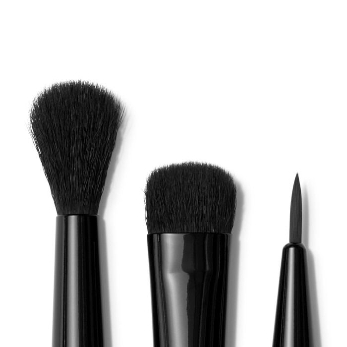 ELF No Budge Brush Trio | 3-Pc Eyeshadow Brush Set (Category: Makeup) located in Manila. Submitted by christineandcamille (Listing ID 1298665460, Image 3). Description: ELF No Budge Brush Trio | 3-Pc Eyeshadow Brush Set -Authentic / Original -Brand NEW -We pack your order(s) with care; Always! VERSATILE EYESHADOW BRUSH TRIO: A seamless eyeshadow application all starts with the right brushes. This eyeshadow brush set features a versatile trio of b