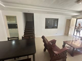 For Rent Townhouse in Pasay, Roxas Seafront Garden Lot area 86sqm Floor area 160sqm 3 BR converted to 4 BR Very well maintained, ready for move in   W/ aircon, built in cabinet   Near SM MOA, Solaire, Okada, Sofitel, Airport
