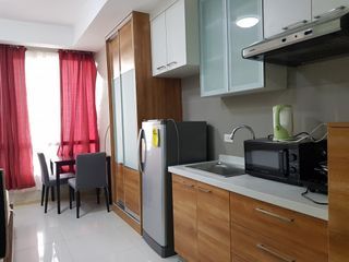 Fully Furnished Condo For Rent in Sunshine 100 City Plaza Boni Pioneer