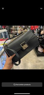 (Category: ) located in . Submitted by misselsaa (Listing ID 1298751184, Image 1). Description: .