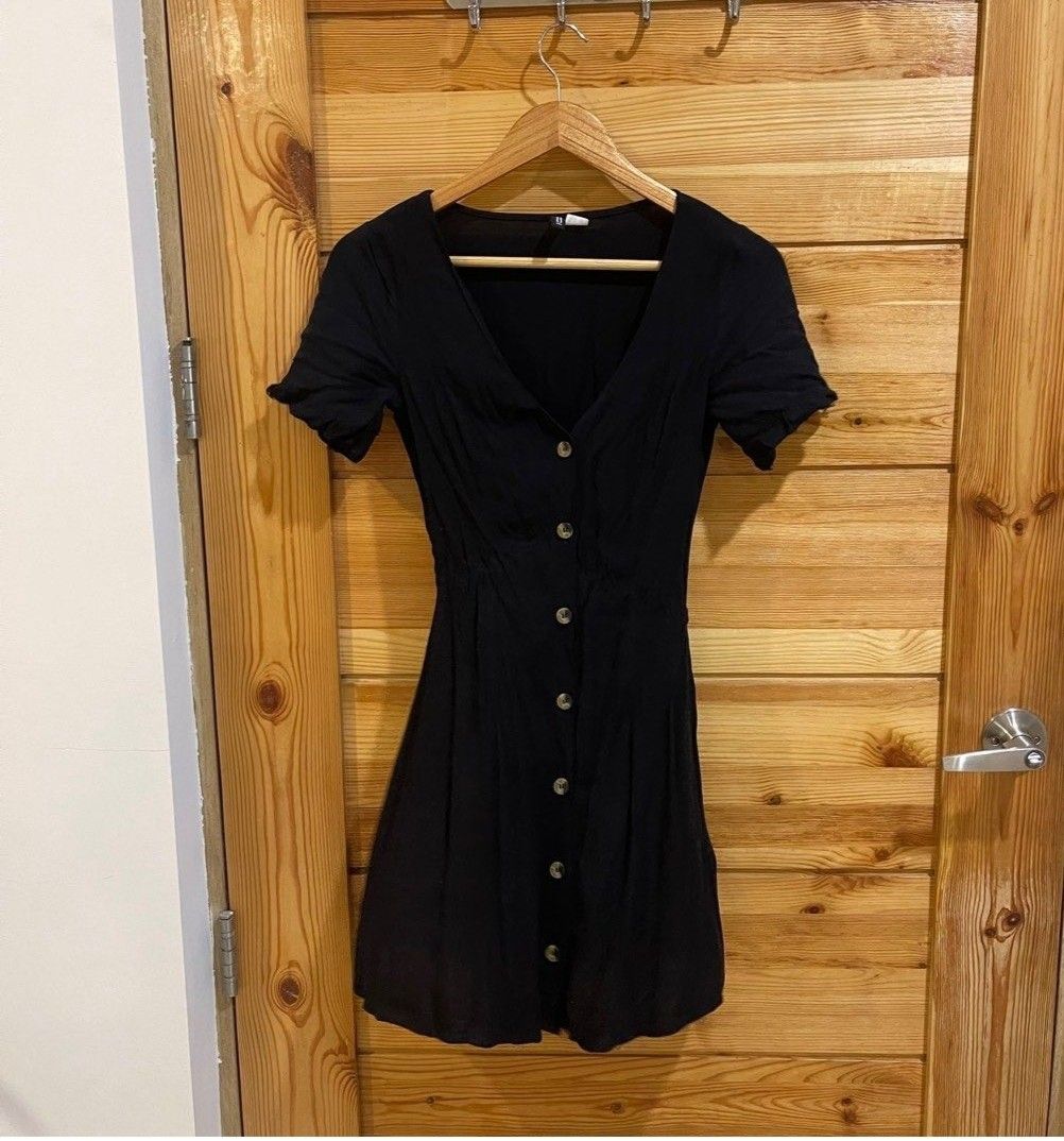 H&m black button down dress top