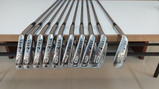 Honma Professional Iron Set 2-11 CL-707 FE-2200 Golf Clubs