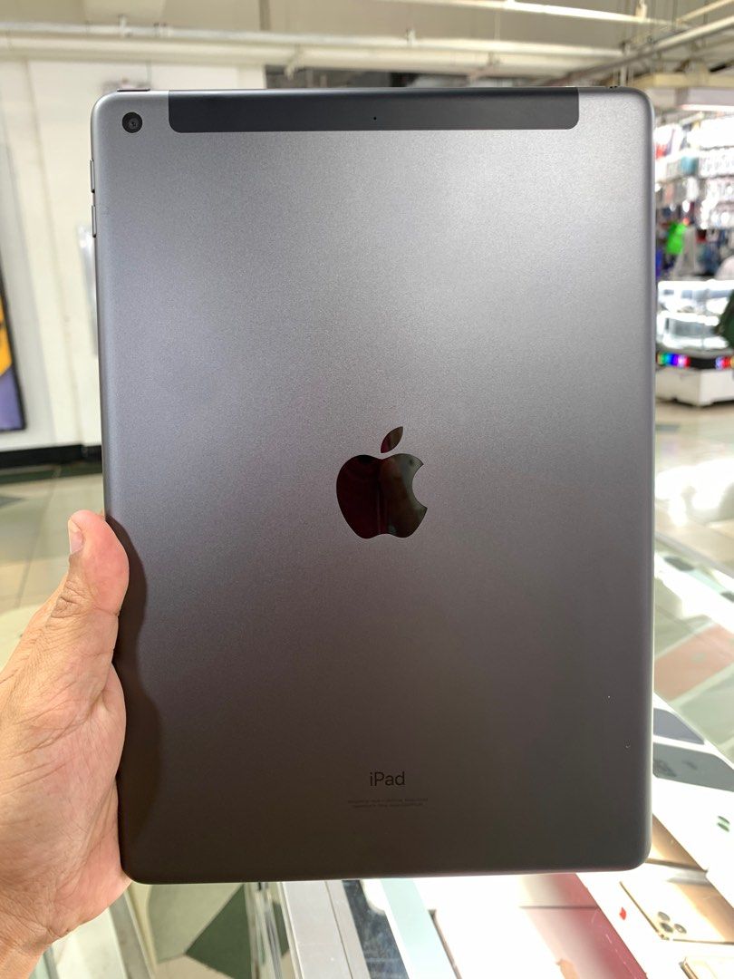 iPad 9th Gen. (64gb) wifi + cellular (Category: iPad) located in Manila. Submitted by arzillah (Listing ID 1298731710, Image 1). Description: iPad 9th Gen. 64gb Wifi + cellular Slightly use No dents No scratches No issues Good as new All working Open for COD/COP + SF Manila area (sameday delivery) Province are (via LBC) required DP to avoid cancellations Physical store: Greenhills Shopping Center, 2ndfloor, stall#: Ai 7 Contact#: 09482217224 Page