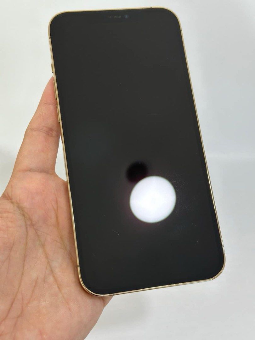 iPhone 12Promax 256gb (Category: iPhone 12 Series) located in Manila. Submitted by TekiCashGadgetsph (Listing ID 1298681367, Image 2). Description: (FU) Open-line, any sim working (worldwide) - Guaranteed original iPhone not fake/copy accessories with box Secondhand Good as new not abused! Presentable •Original Lcd • no issue hidden issues • no apple id / iCloud id • Good batthealth • Good cam front/back • Good Performance • Good face id • Good u