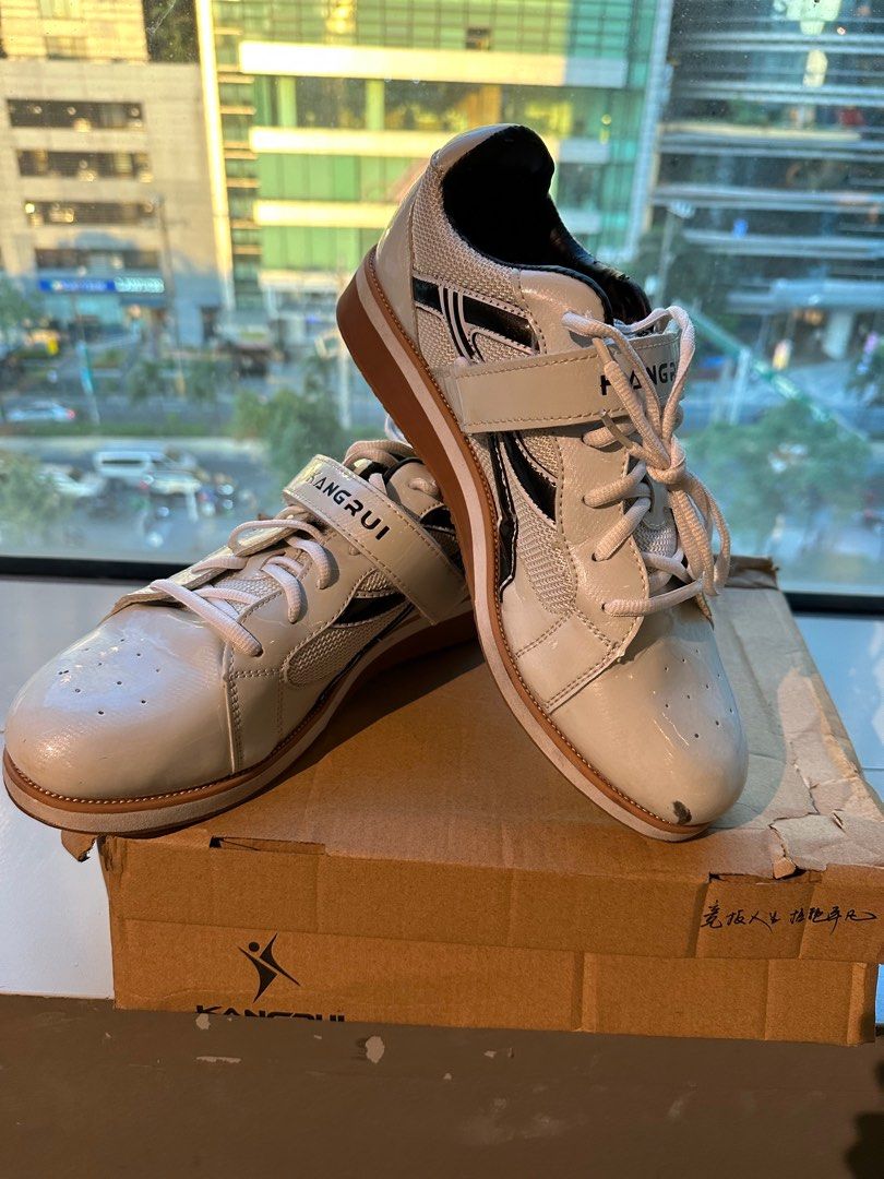 Kangrui Weightlifting Shoes Squat Shoes Men s Fashion Footwear Sneakers on Carousell