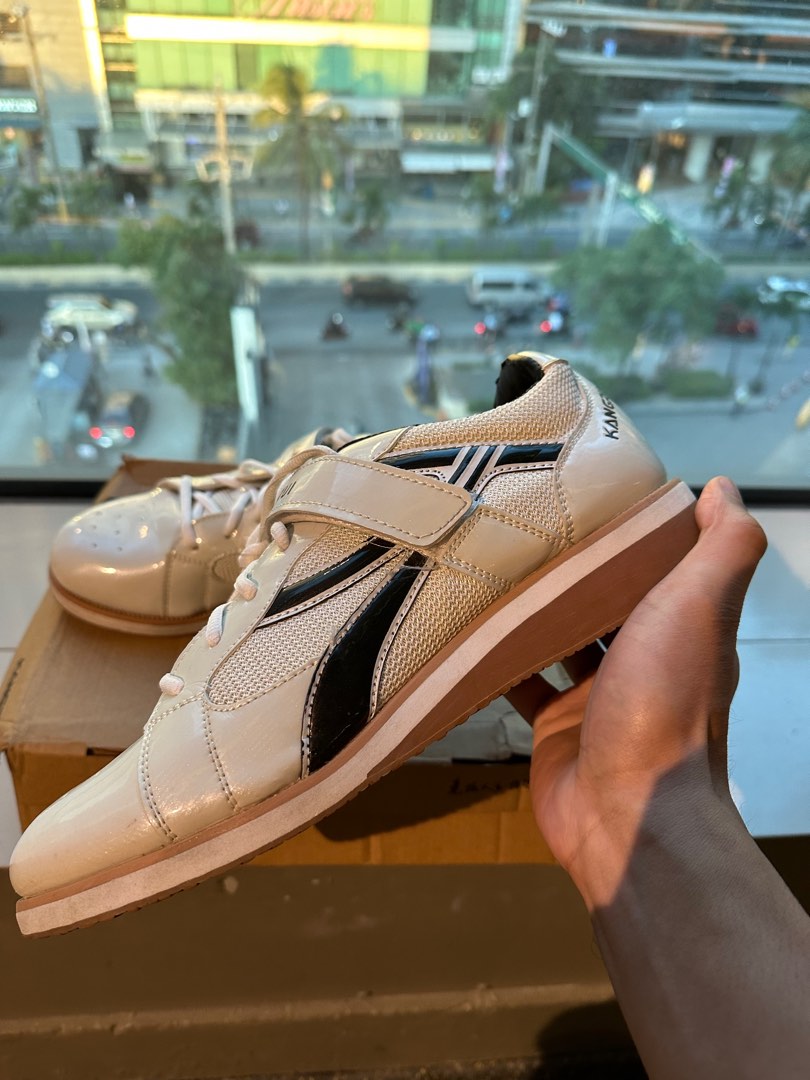 Kangrui Weightlifting Shoes Squat Shoes Men s Fashion Footwear Sneakers on Carousell