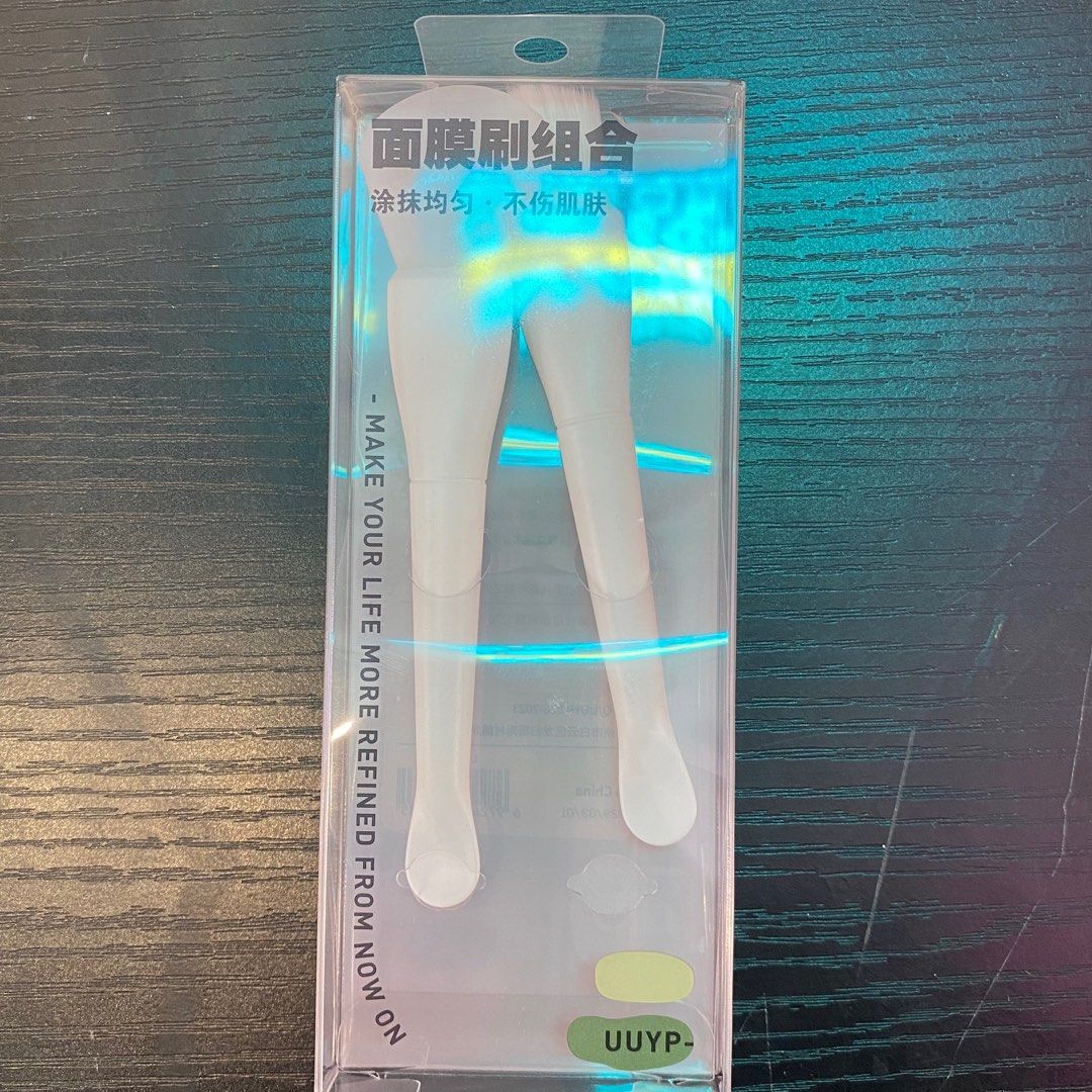 L-B060 2-1 Spatula Brush White-49215809 (Category: Makeup) located in Paranaque City. Submitted by gladkingphilippines (Listing ID 1298716965, Image 1). Description: .