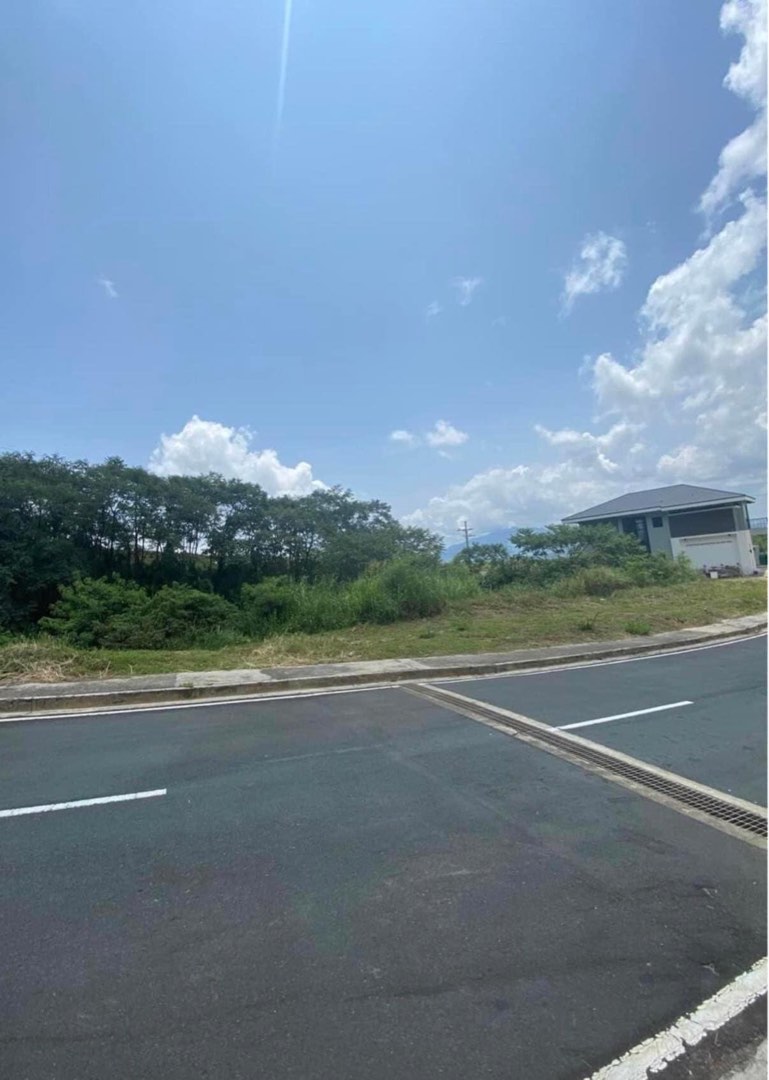 Lot for SALE in Alta Monte Tagaytay, Property, For Sale, Lot on Carousell