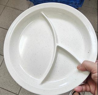(Category: ) located in . Submitted by ashop06 (Listing ID 1298678216, Image 1). Description: .