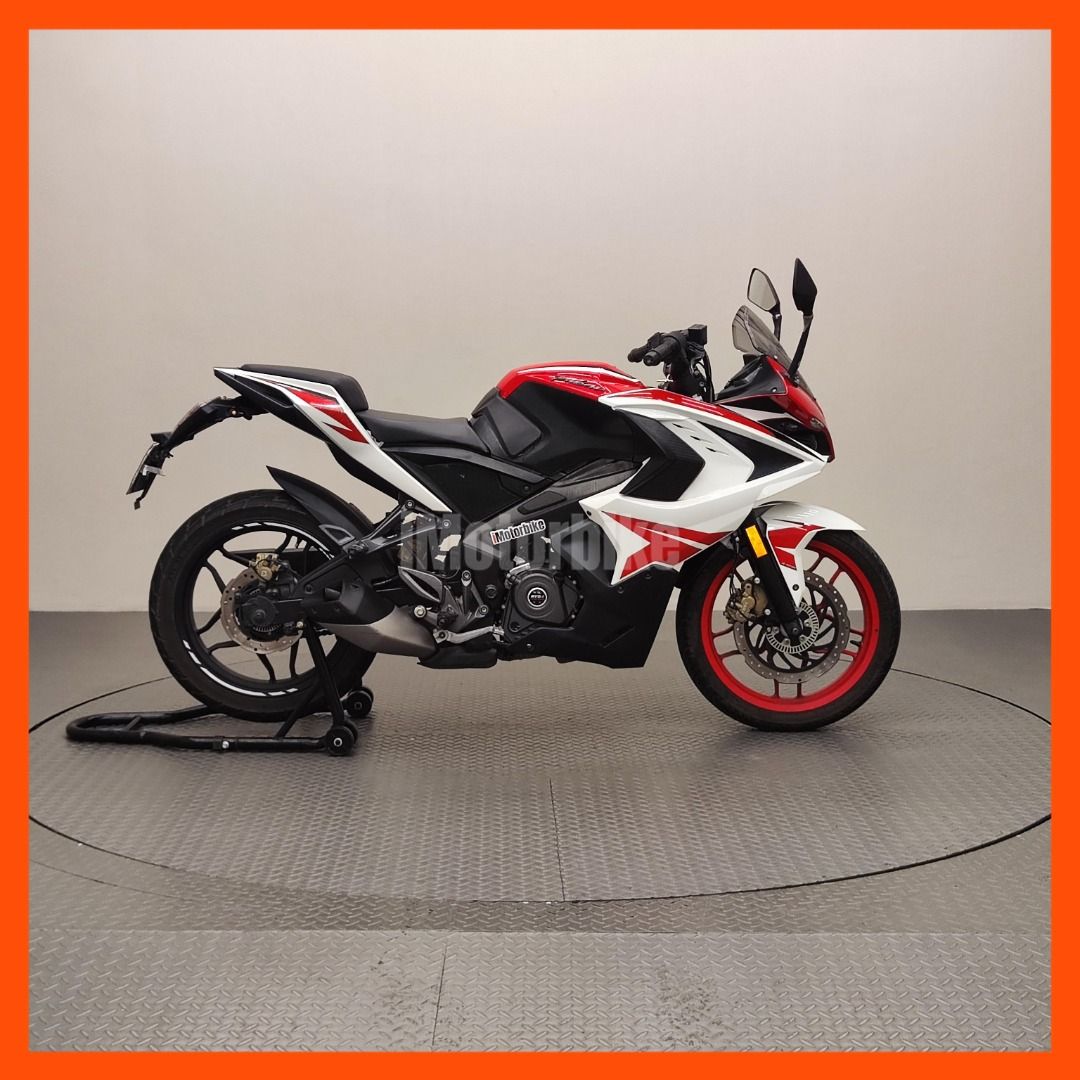 Rs200 2018 on sale