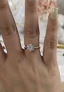 Moissanite 6-claw 2ct Size 6 ring