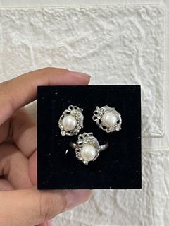 (Category: ) located in . Submitted by aimrth (Listing ID 1298697525, Image 1). Description: .