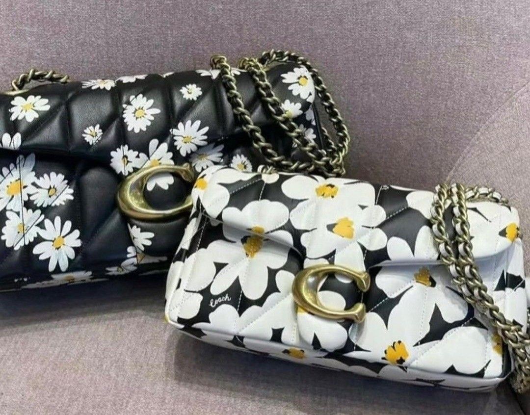 COACH - 新品★COACH コーチ 花柄 iPhone12 mini 日本未発売 COACH - 新品 コーチのミニボストンバッグ(保証書つき)の通販 by