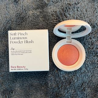 Rare Beauty soft pinch powder blush in Joy