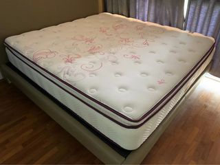 (Category: ) located in . Submitted by lk668202 (Listing ID 1298660100, Image 1). Description: .
