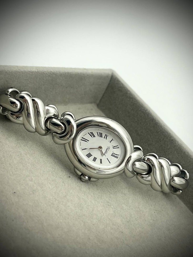 Tabbah Copacabana Whie Dial (Category: Luxury Watches) located in Manila. Submitted by _classicwatchcollection (Listing ID 1298754832, Image 1). Description: FS: Tabbah Copacabana Whie Dial Stainless Steel Php: 13,000 Condition: 9.5/10 (Like new) Movement: Quartz Unit Only. Pm or Contact 09063027061 for inquiries..