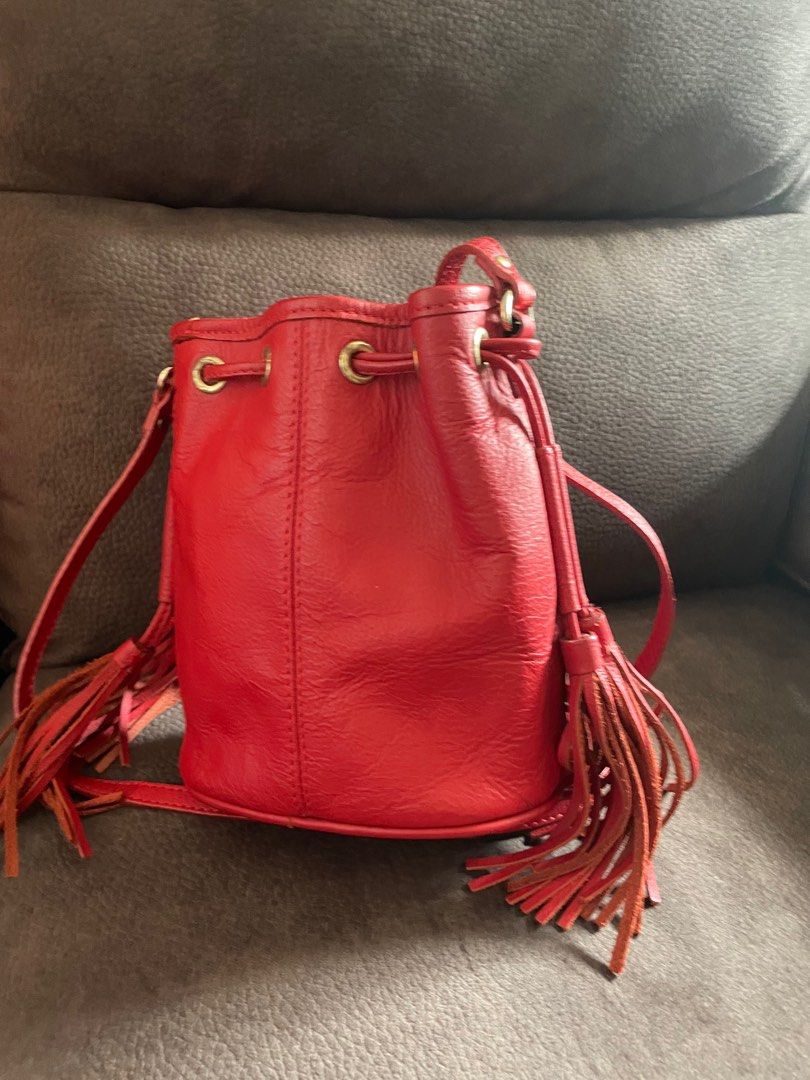 Topshop red leather crossbody bag, 女裝, 手袋及銀包, 單肩包- Carousell
