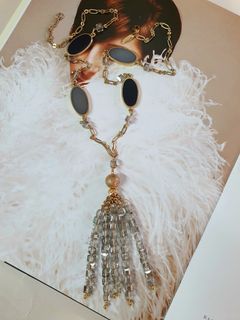 Vintage branded crystal tassel necklace with free earrings