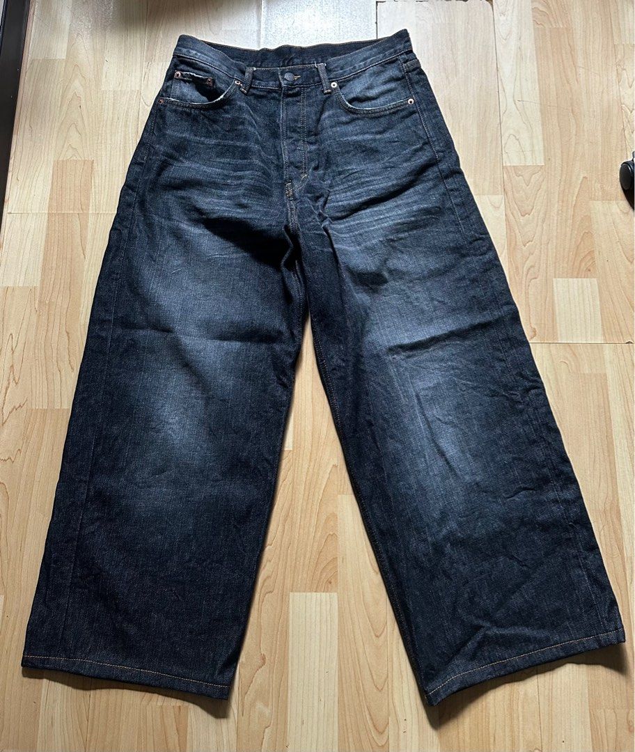 Weekday Astro Loose Baggy Jeans, Men's Fashion, Bottoms
