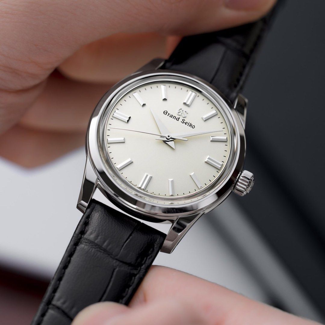 Grand seiko sbgw231 price shop