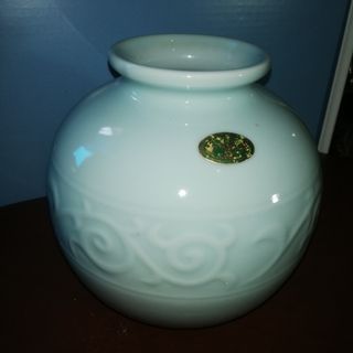 Xiushan green vase, japan