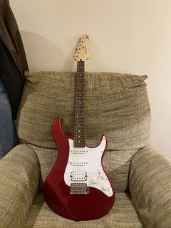 Yamaha Pacifica Electric Guitar (red)