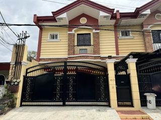 15M Pre Owned Townhouse in Congressional Quezon Citynear SM Cherry Fuderama