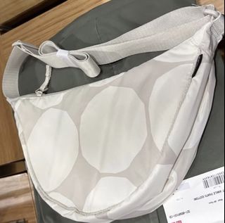 （分類：）位於 。 由 mcbe1111e 提交（商品編號 1298813837，圖片 1）。簡介： 。